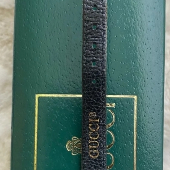 Gucci Watch (Authentic) - Picture 10 of 15